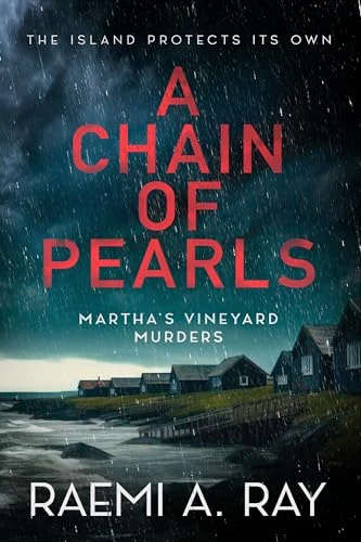 A Chain of Pearls (Martha’s Vineyard Murders Book 1)